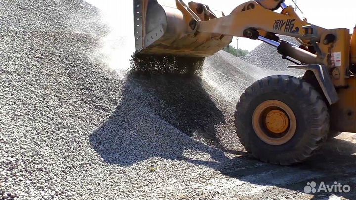 Песок и щебень