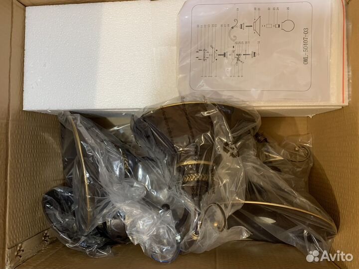 Люстра потолочная Omnilux - 2 шт, Бра - 6 шт