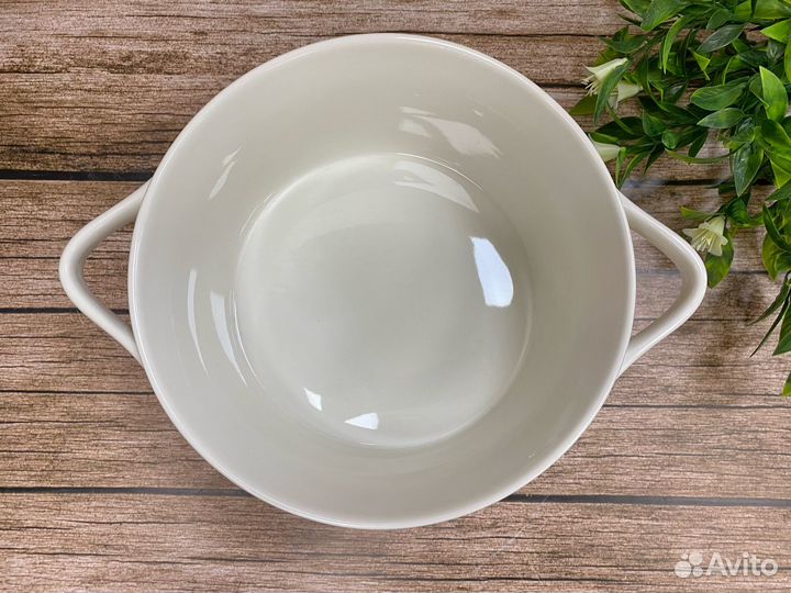 Салатник с ручками 