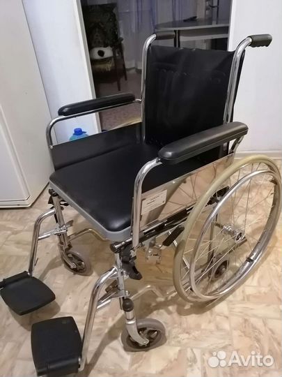 Инвалидная коляска новая