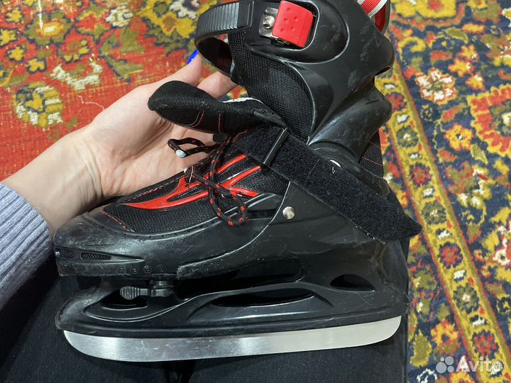 Коньки хоккейные