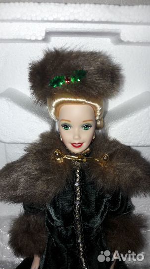 Holiday Caroler Barbie Doll, 1996