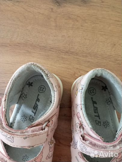 Босоножки для девочки 23 размер