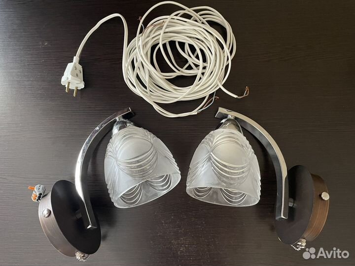 Настенный светильник бра. 2 шт. б/у