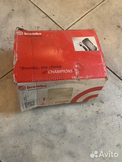 Тормозные колодки Brembo P23077