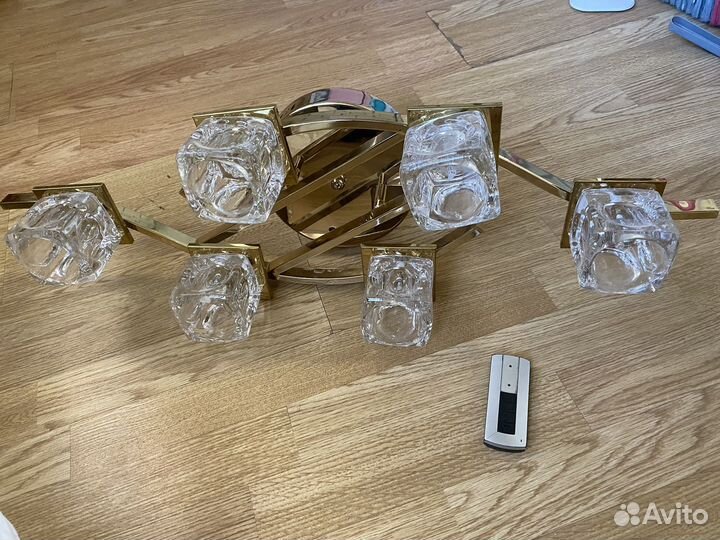 Люстра потолочная с пультом