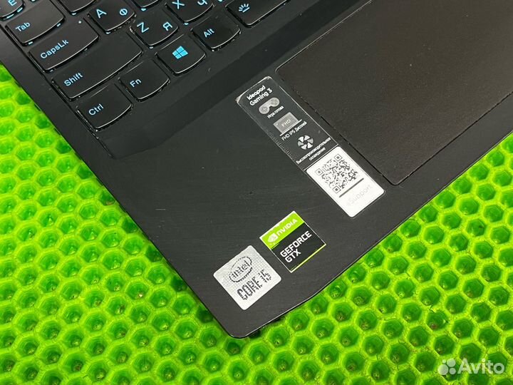 Игровой ноутбук Lenovo Core i5-10300H GTX 1650Ti 4