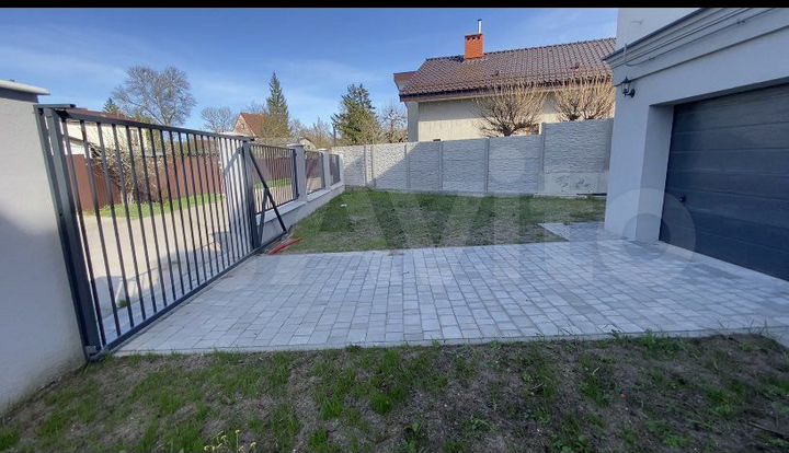 Таунхаус 185 м² на участке 2,1 сот.