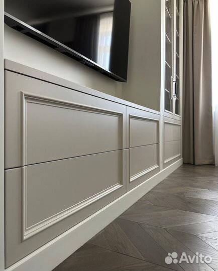 Стильный шкаф