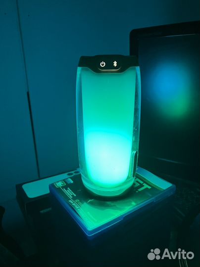 Продаю колонку JBL pulse 4