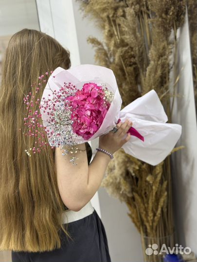 Букет- комплимент из гортензии