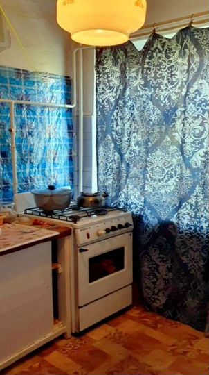 2-к. квартира, 40 м², 3/5 эт.