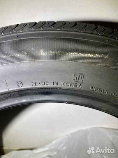 Roadstone N'Fera SU1 205/55 R16 94W