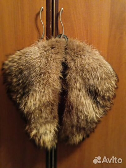 Меховой воротник енот