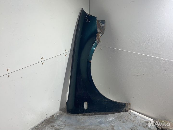 Крыло переднее правое vw passat B5+