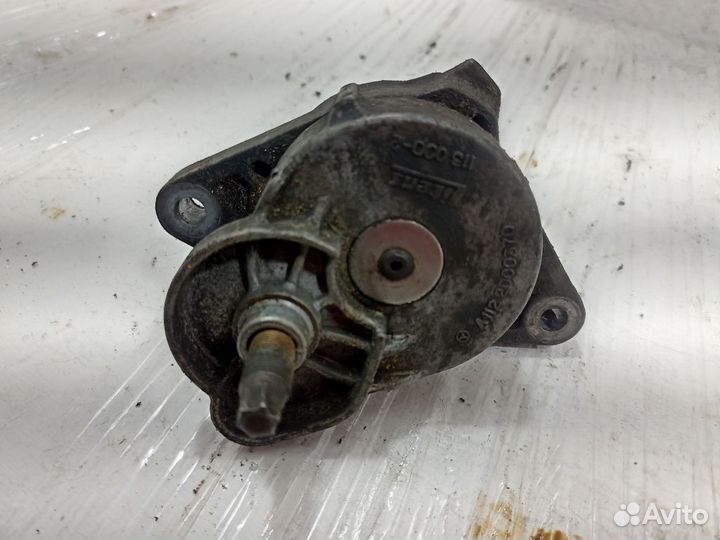 Натяжитель ремня Мерседес