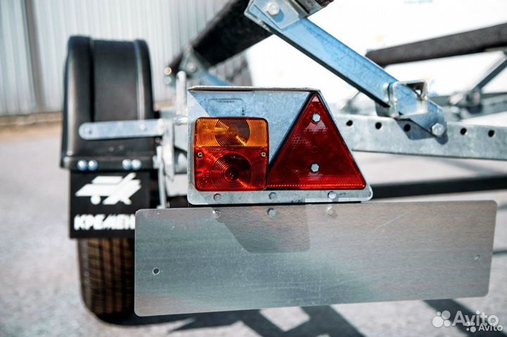 Прицеп для лодки до 4,6 м Волна Кремень