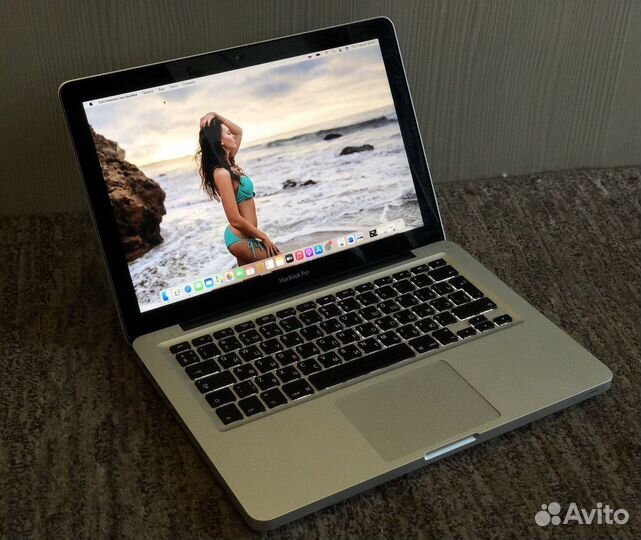 Мощный ноутбук Apple MacBook Pro 13 8/250 SSD core