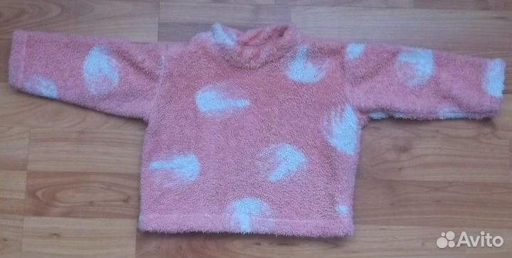 Продаю детские кофточки на возраст 1-2 года