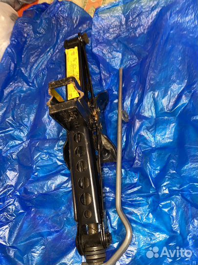 Домкрат land rover freelander L359