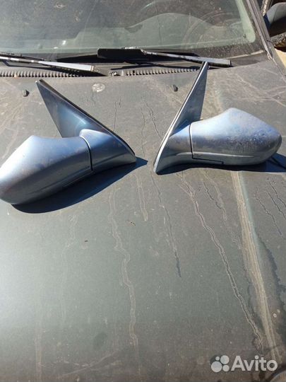 Зеркало заднего вида