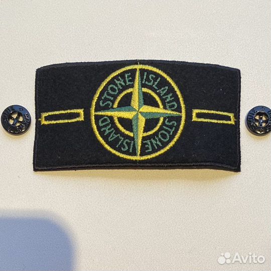 Оригинальный патч Stone island с пуговицами