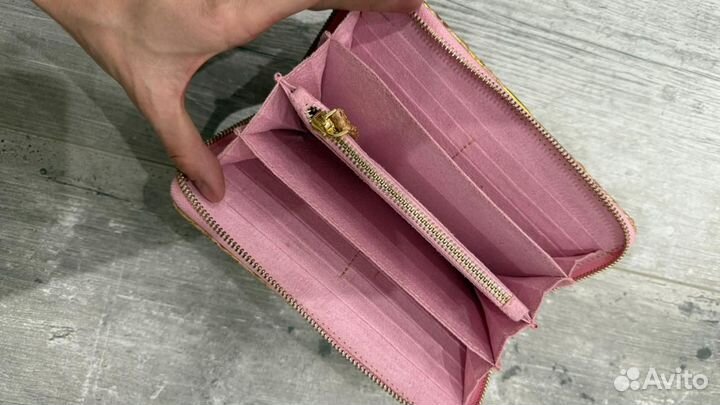 Кошелек розовый с золотом. Кожа питона. 20х10