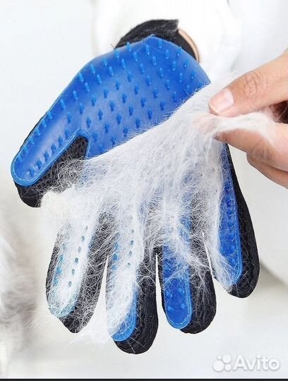 Перчатка для вычесывания шерсти