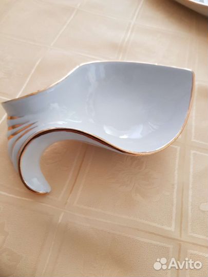 Посуда для сервировки стола