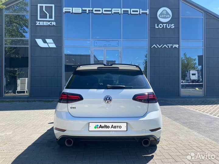 Volkswagen Golf 1.4 AT, 2019, 100 000 км