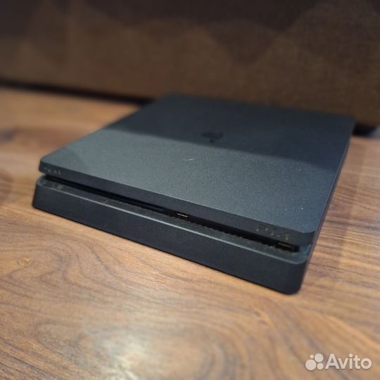 Ps4 slim 1tb