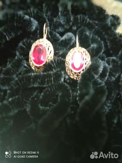 Золотые серьги