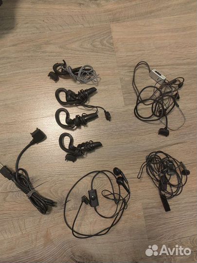 Наушники Nokia LG