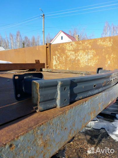 Усилитель заднего бампера Ford kuga 2