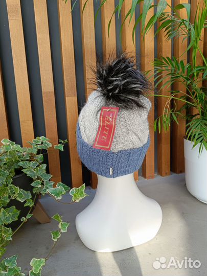 Шапка женская зимняя