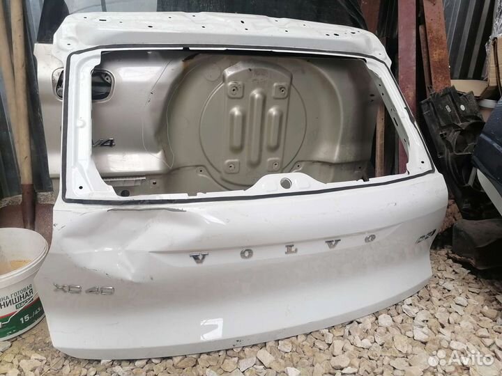 Крышка багажника Вольво хс40 (2017-Н.В.)