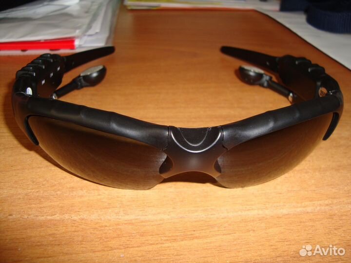 Очки солнцезащитные со встроенным мр3 плеером