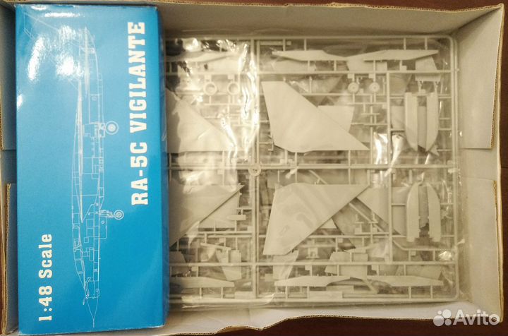 RA-5C Vigilante Trumpeter 1/48