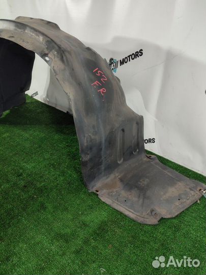 Подкрылок передний правый Toyota Crown LXS11 2LTE