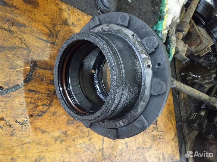 Ступица задняя howo ZZ3317 2006