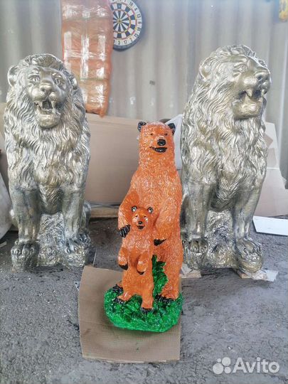 Королевские Львы скульптура