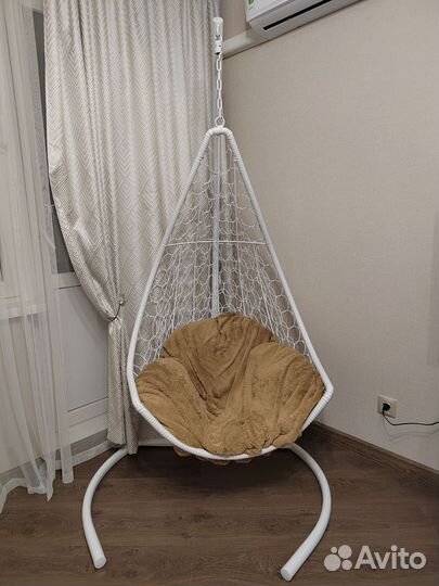 Кресло подвесное из ротанга