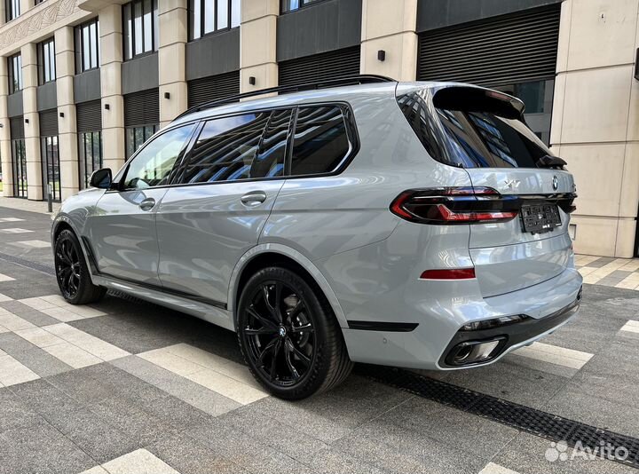 BMW X7 3.0 AT, 2023, 221 км
