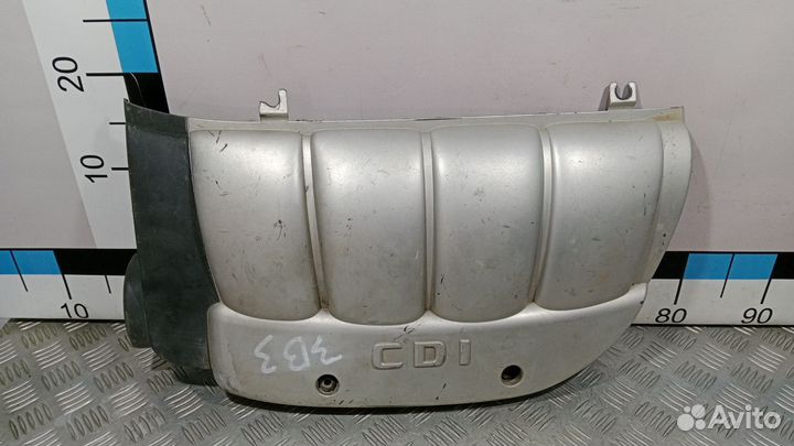 Б/У Накладка двигателя декоративная левая MB