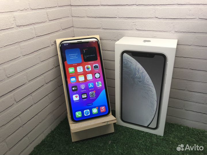 iPhone Xr, 64 ГБ