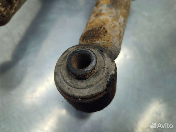 Стойки задние Mitsubishi Eclipse 1G 1992 г.в