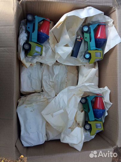 Игрушки СССР. Машинка бетономешалка-целая коробка