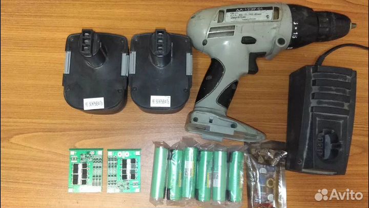 Замена аккумуляторов в шуруповертах.пылесосах