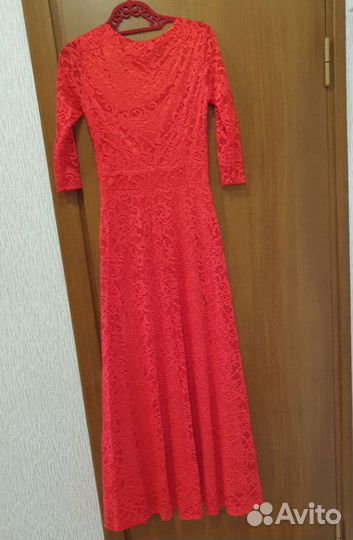 Вечернее платье