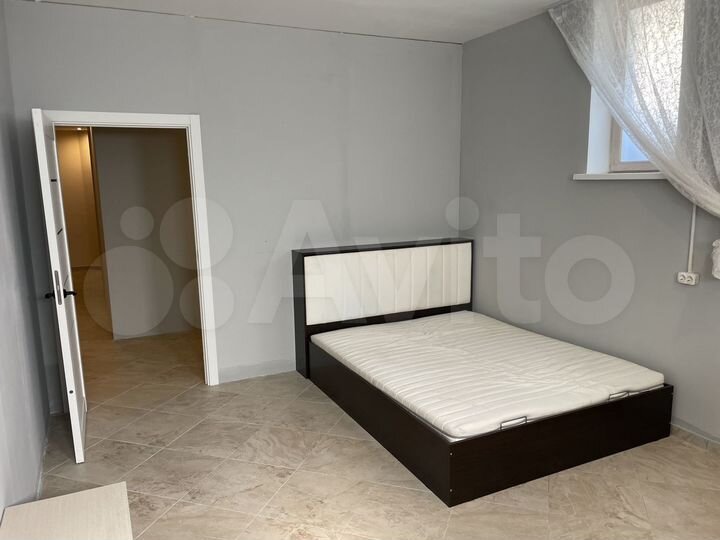 3-к. квартира, 116 м², 1/3 эт.